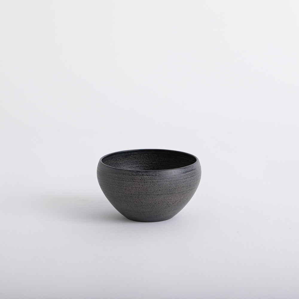 Yuma Fukuzaki small round bowl grey