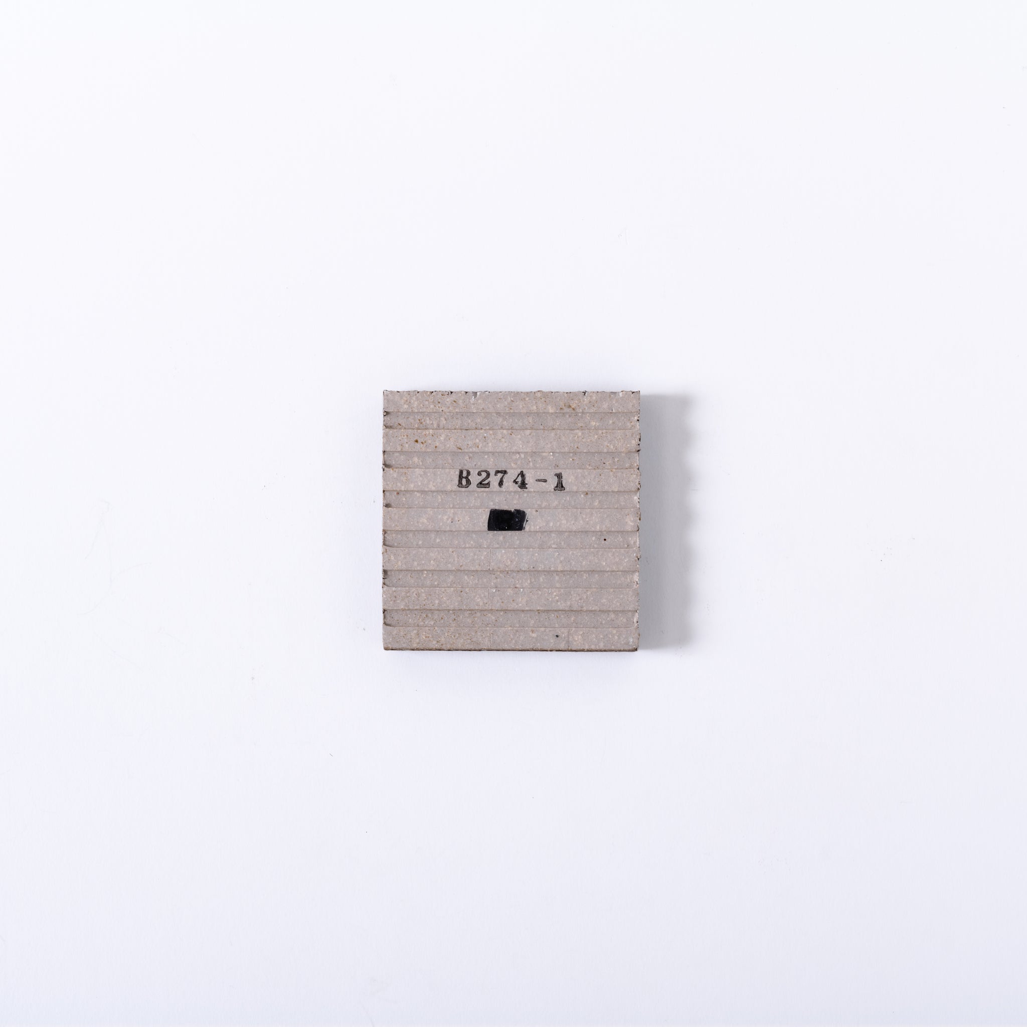 Square Thick Tile｜TILE KIOSK