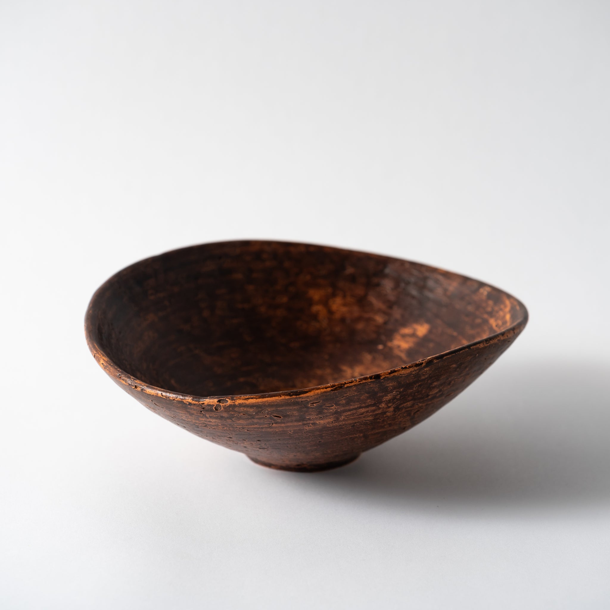 Red Clay and Pig's Blood Glaze Oval Bowl [A] | Nobuko Konno