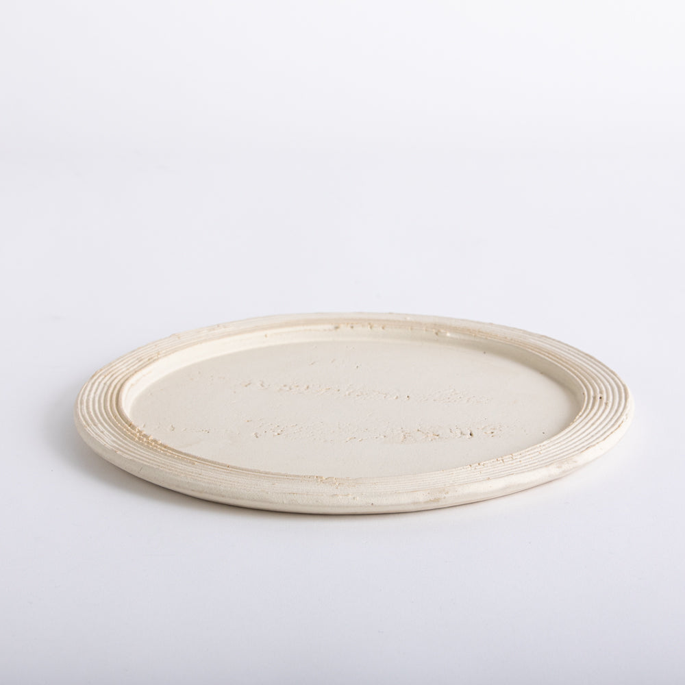 Konnono Fuko - White clay and coral glaze rimmed plate 8 inches [C]