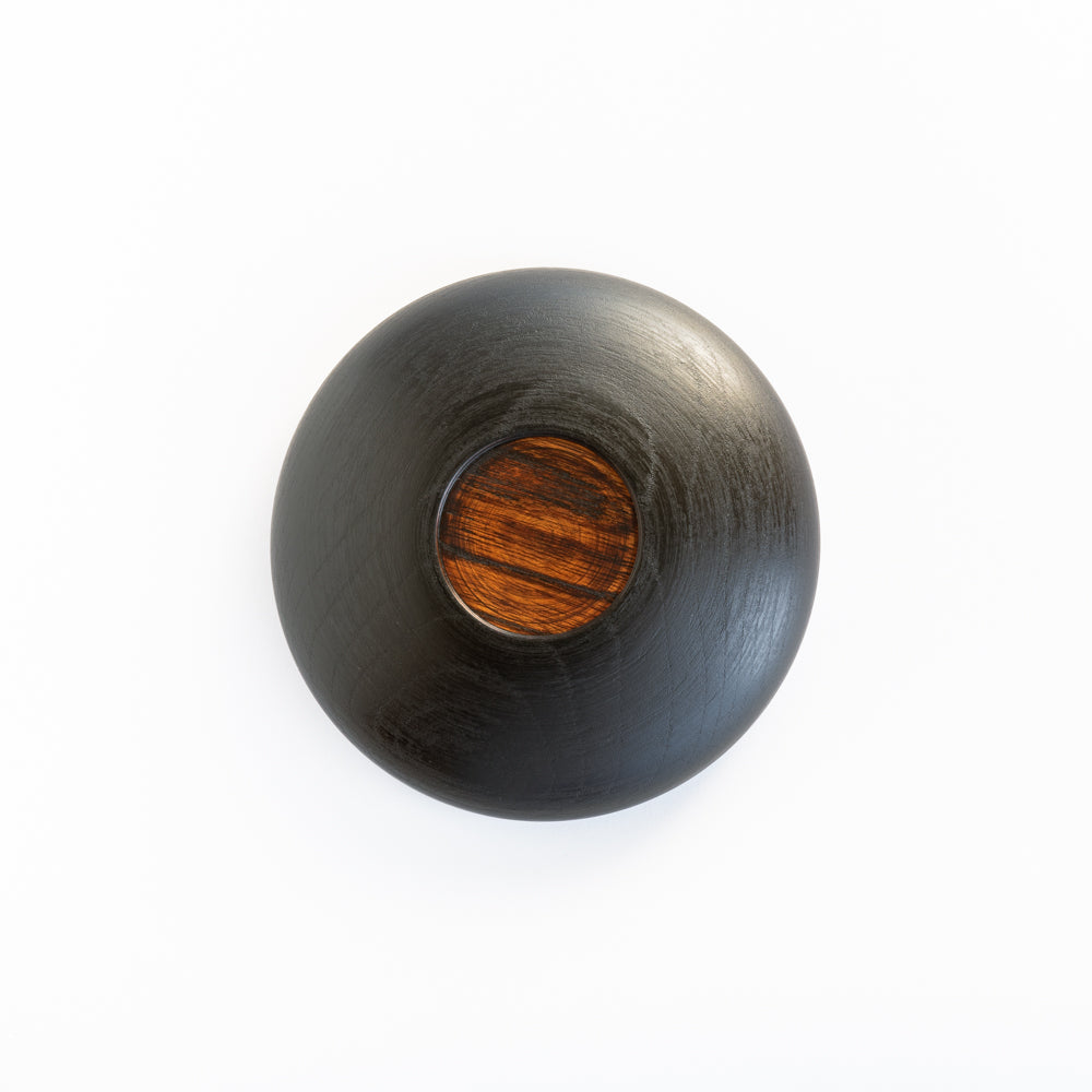 Round Small Bowl Shallow Black｜Yuma Fukuzaki