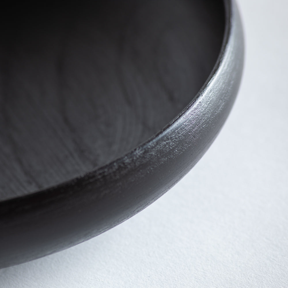Round Small Bowl Shallow Black｜Yuma Fukuzaki